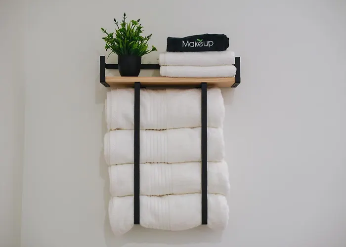 Lux King Bed Free Parking Gym New * Pittsburgh